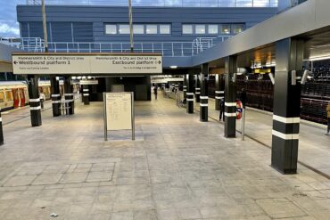 London Underground platform, the setting Maybelline recreated digitally in its impossible ad